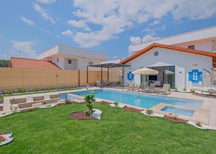 Villa Ader Doga Villalari 6 *